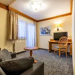 Alpenrose Hotel 4*