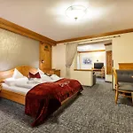 Alpenrose Hotel