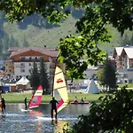 Alpenrose Hotel 4*