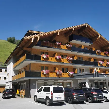 Alpenrose 4*