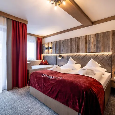 Hotel Alpenrose 4*