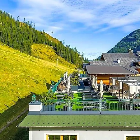 Alpenrose Hotel