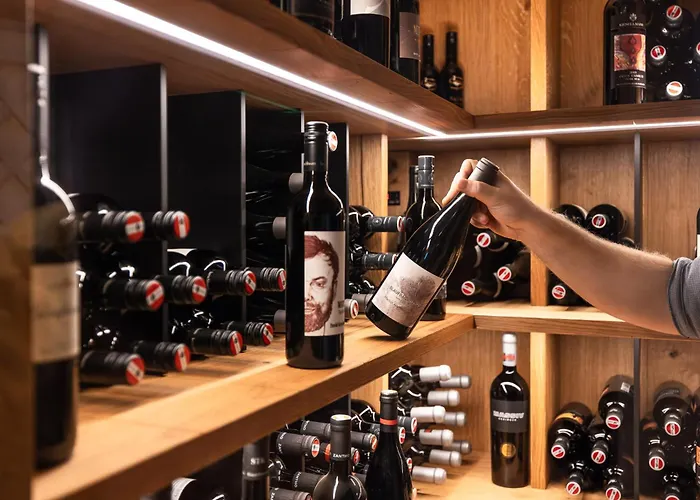阿本玫瑰酒店 4*